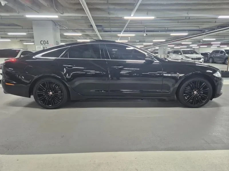 Jaguar Xj, снимка 13 - Автомобили и джипове - 56707025