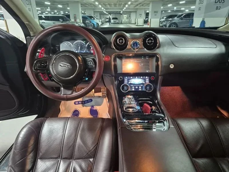 Jaguar Xj, снимка 6 - Автомобили и джипове - 56707025