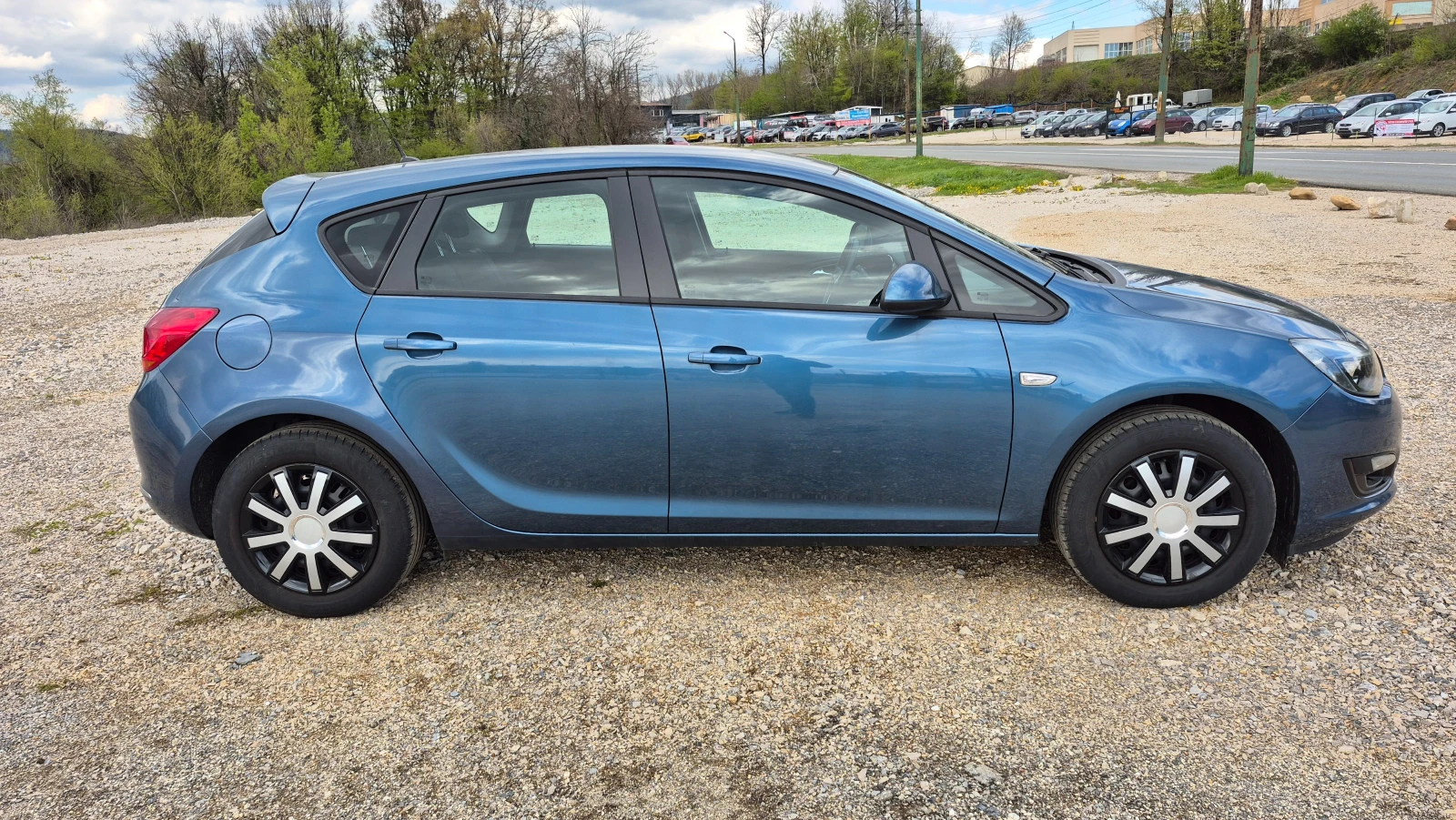 Opel Astra 1.4i-129000км Германия ОТЛИЧНА - изображение 4