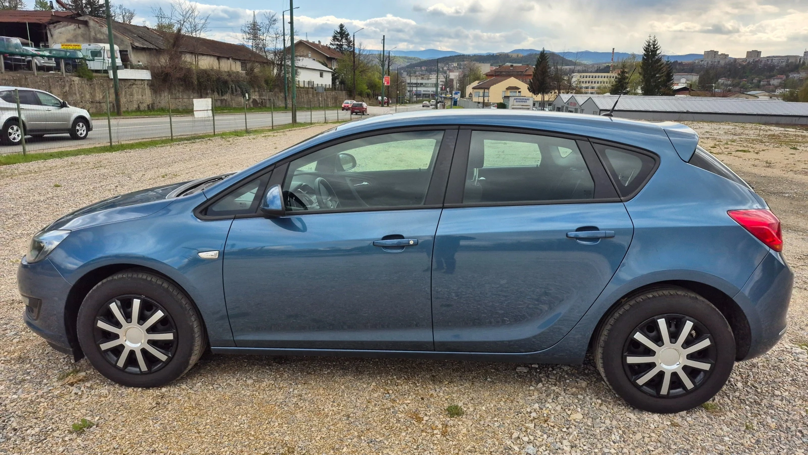 Opel Astra 1.4i-129000км Германия ОТЛИЧНА - изображение 5