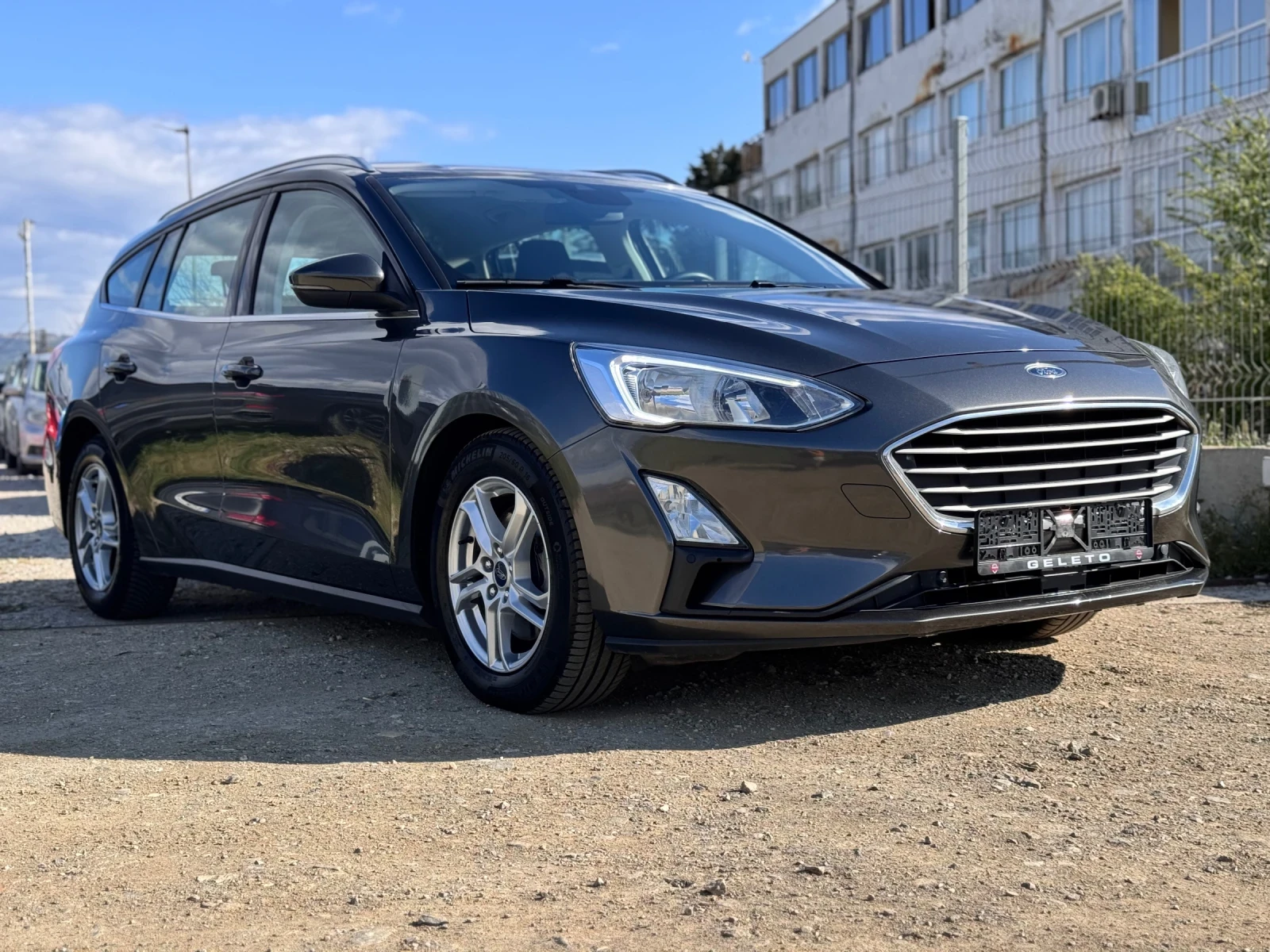 Ford Focus 1.5tdci business - изображение 8