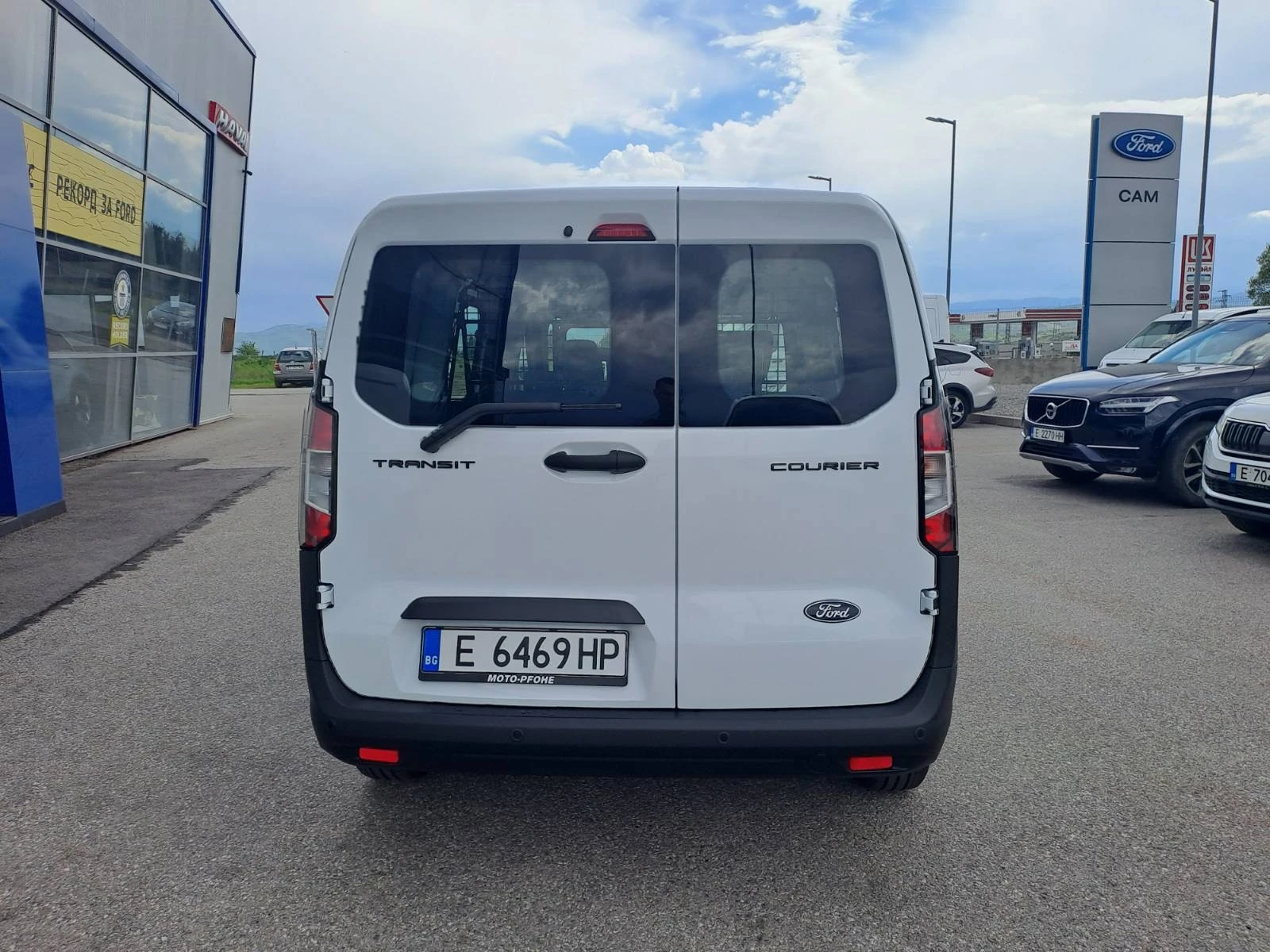 Ford Courier DCIV TREND - изображение 4