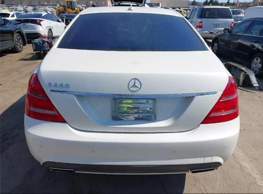 Mercedes-Benz S 550 АМГ-ПАКЕТ* ОБДУХВАНЕ* ПОДГРЕВИ* МАСАЖ* ШИБИДАХ - изображение 5