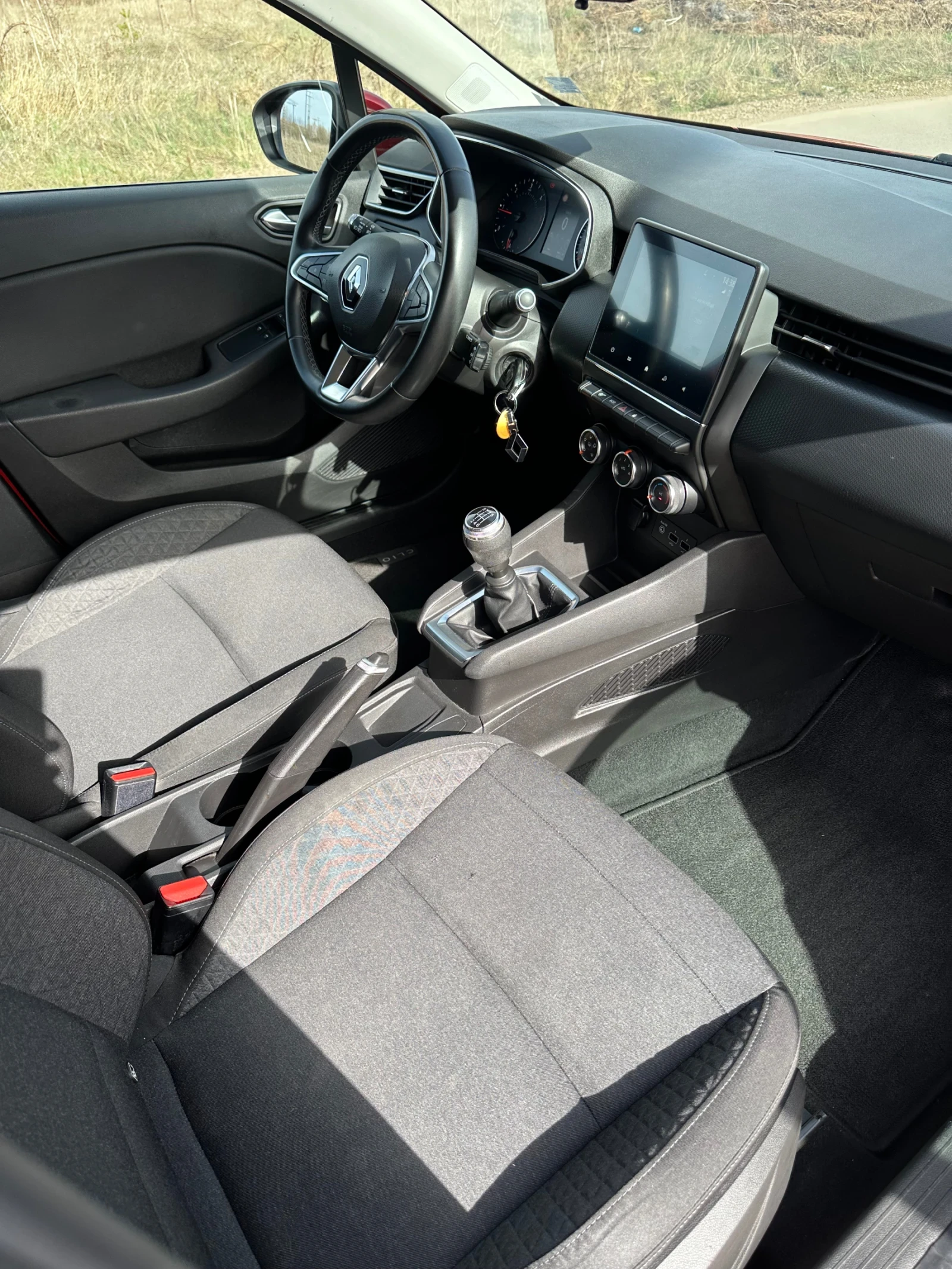Renault Clio DISTRONIC/CARPLAY/������� �� �����/LED/2020 | Mobile.bg � ����������� 11