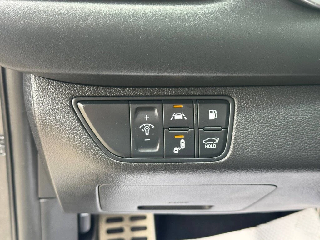 Genesis G70 3.3T * * SPORT * * CARFAX * *   * *  | Mobile.bg   14