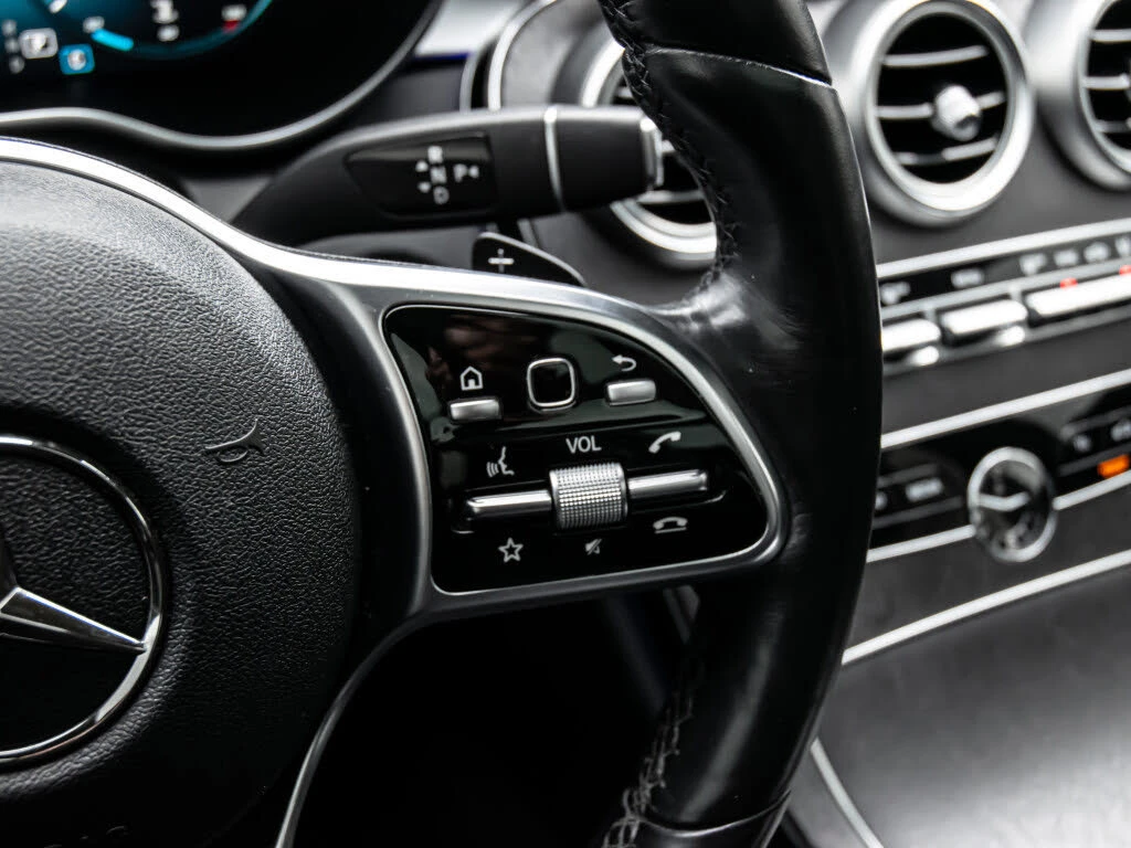 Mercedes-Benz C 300  - изображение 9