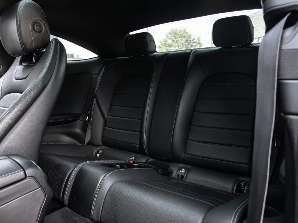 Mercedes-Benz C 300  - изображение 7