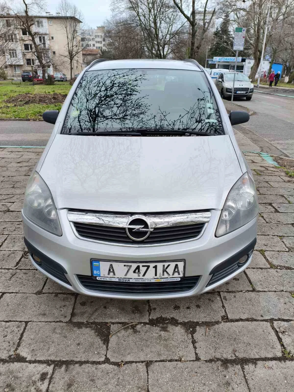 Opel Zafira B - изображение 3