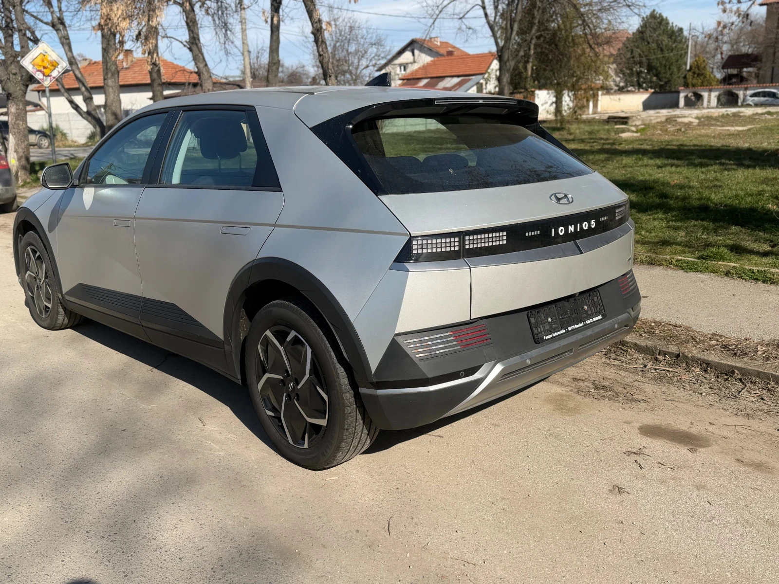 Hyundai Ioniq 5  - изображение 4