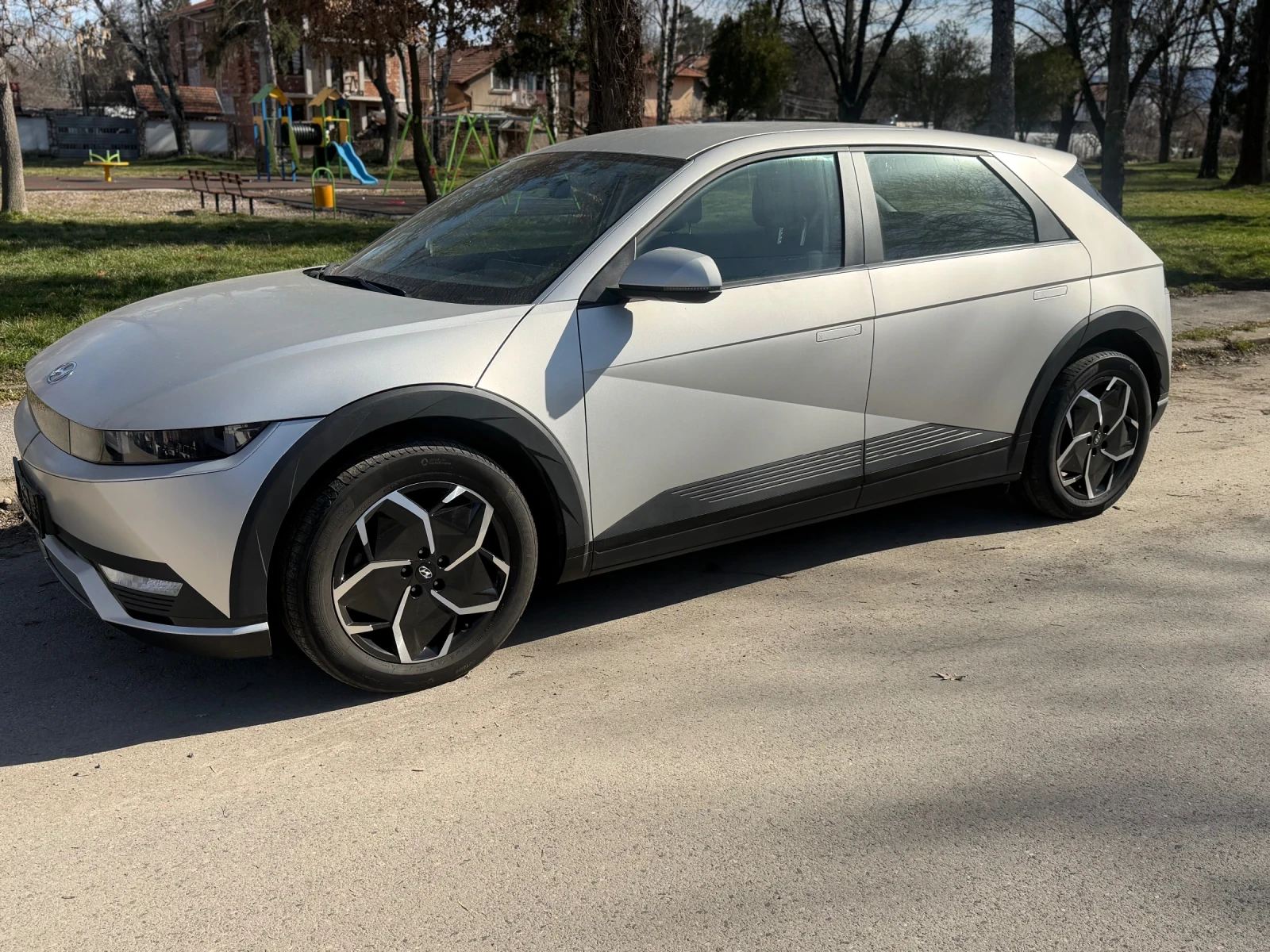 Hyundai Ioniq 5  - изображение 2