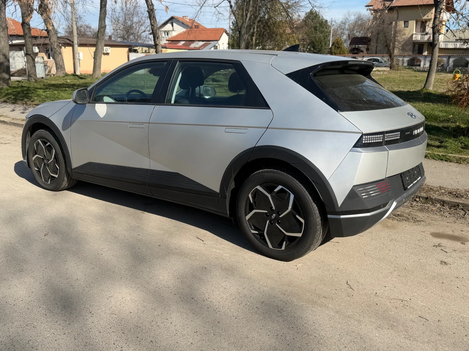 Hyundai Ioniq 5  - изображение 3