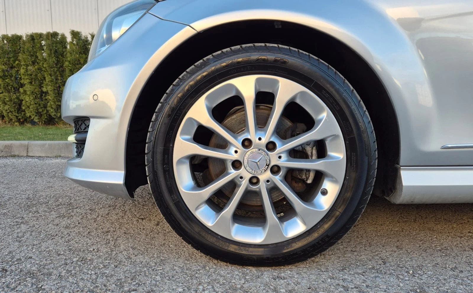 Mercedes-Benz C 220 AMG 7g FACELIFT, снимка 7 - Автомобили и джипове - 53940042