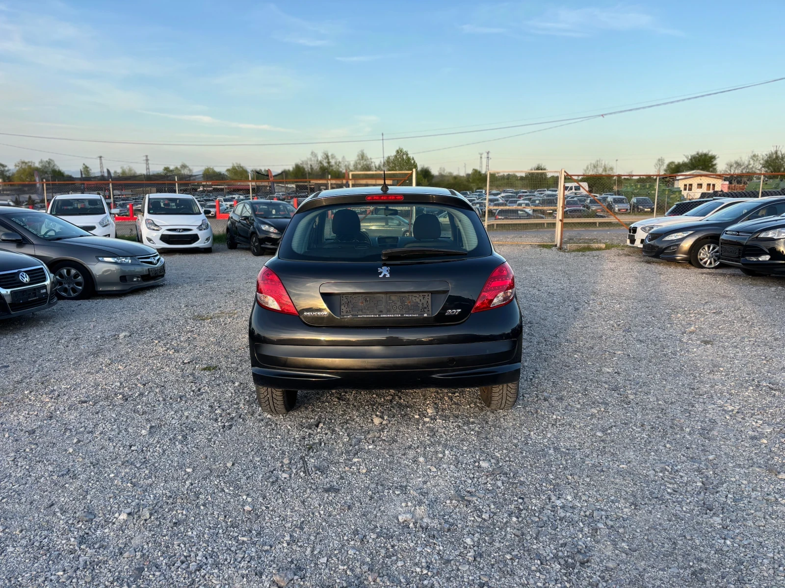 Peugeot 207 1.4-75кс, AC, снимка 7 - Автомобили и джипове - 54333945