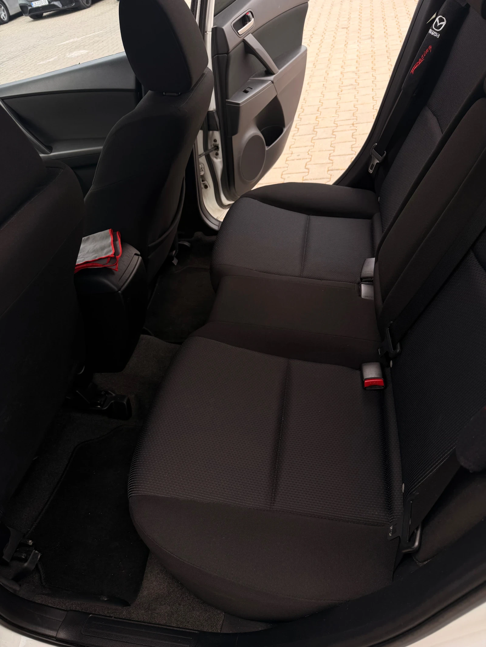 Mazda 3 1.6   6 скорости, снимка 5 - Автомобили и джипове - 54388910