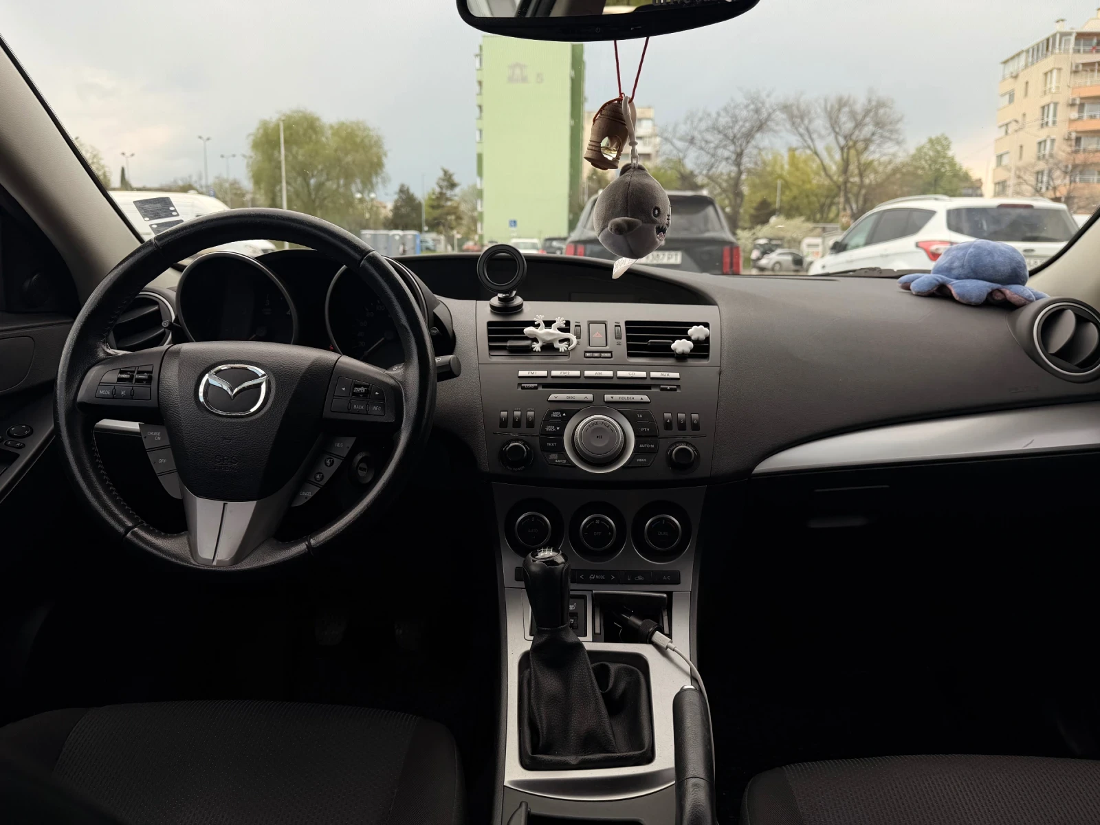 Mazda 3 1.6   6 скорости, снимка 9 - Автомобили и джипове - 54388910