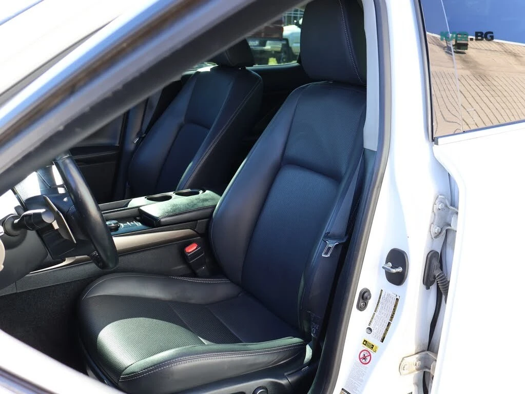 Lexus IS АвтоКредит * (ЦЕНА ДО БГ), снимка 12 - Автомобили и джипове - 54602508