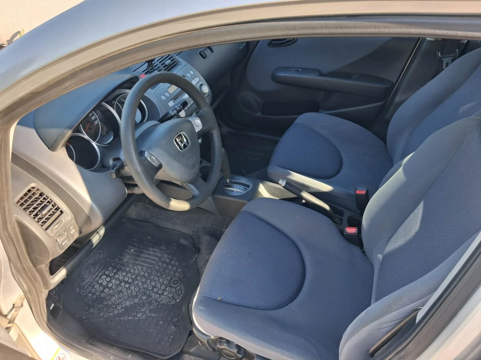 Honda Jazz, снимка 9 - Автомобили и джипове - 54856912