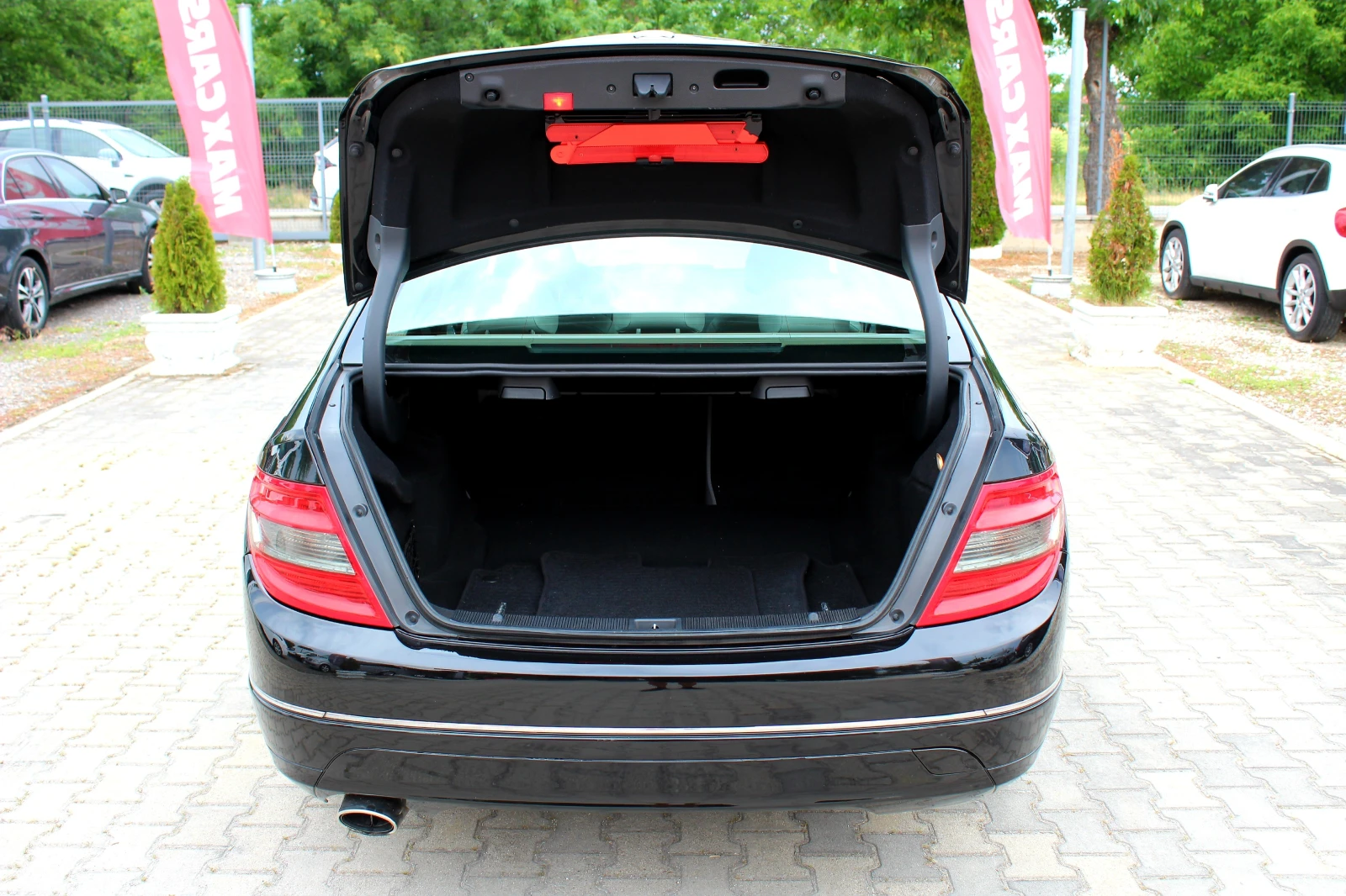 Mercedes-Benz C 220 CDI СОБСТВЕН ЛИЗИНГ, снимка 10 - Автомобили и джипове - 54874132