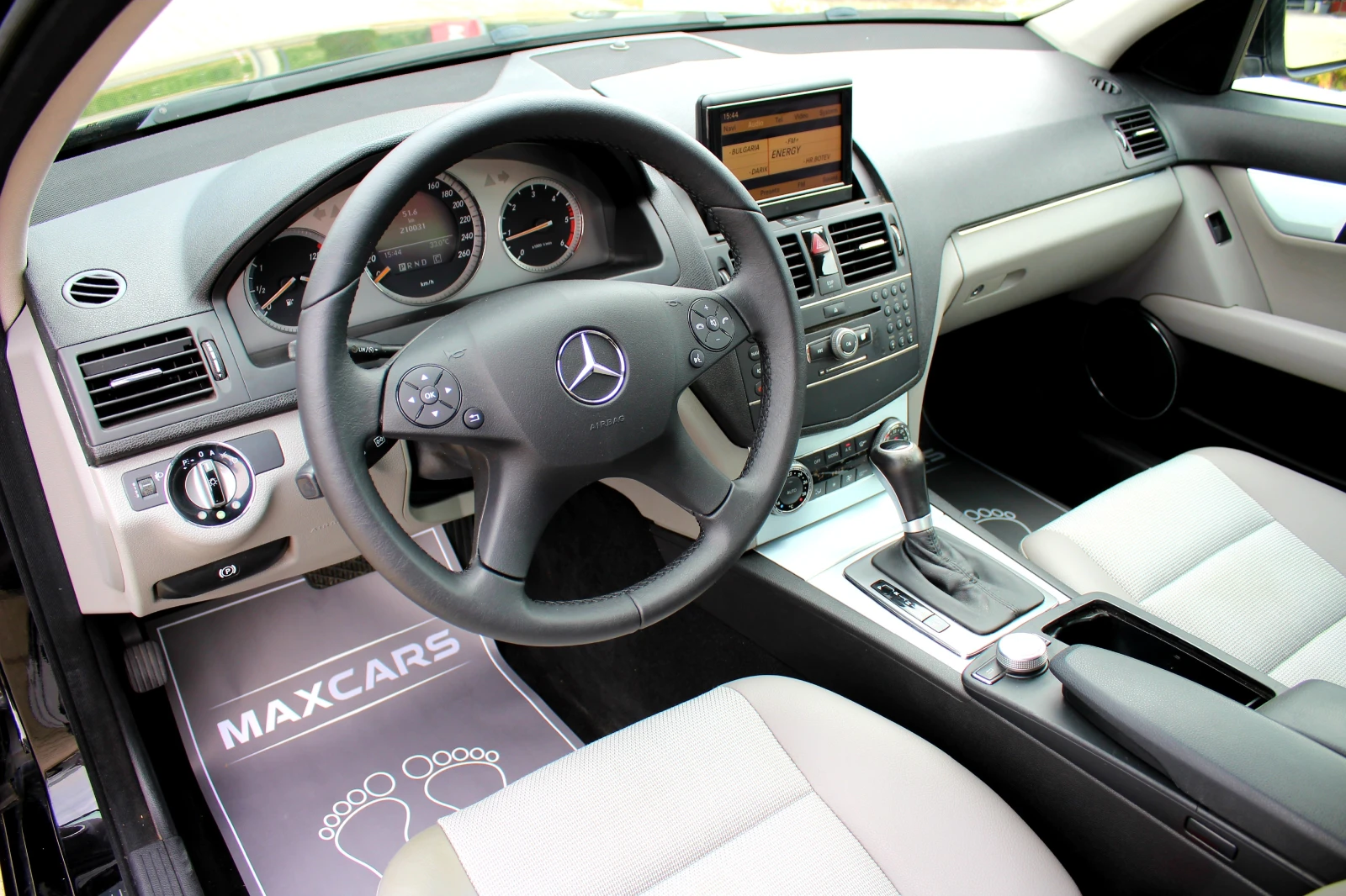 Mercedes-Benz C 220 CDI СОБСТВЕН ЛИЗИНГ, снимка 11 - Автомобили и джипове - 54874132