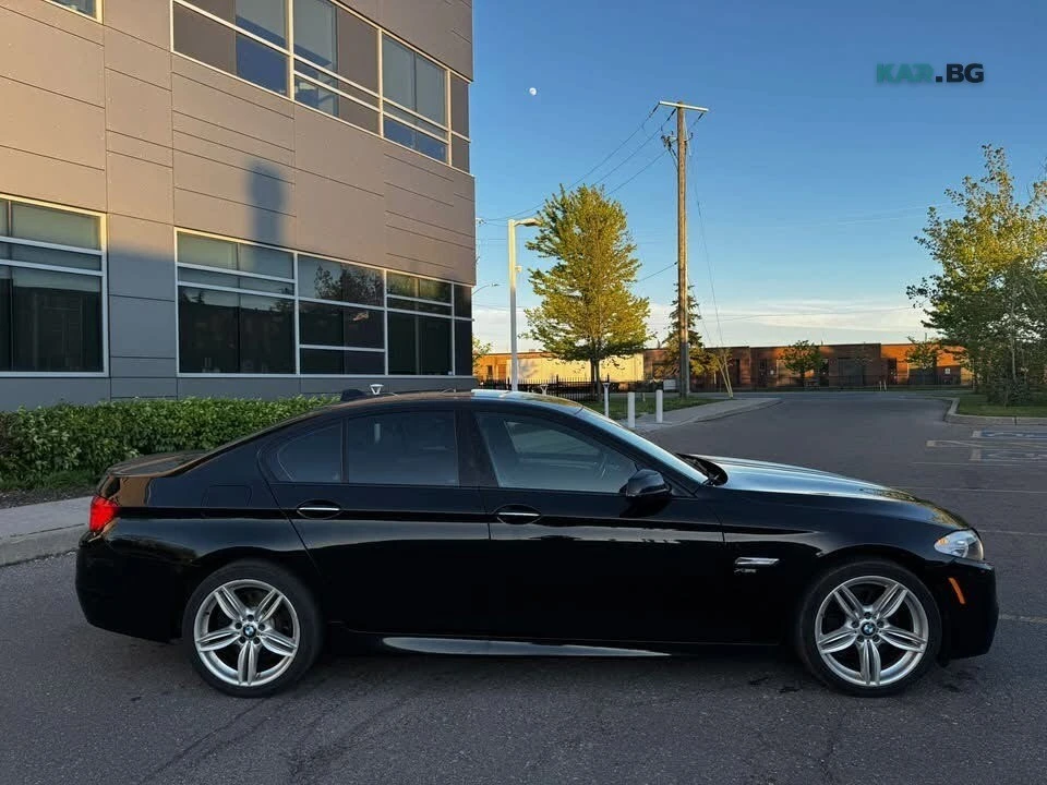 BMW 550 xDrive* АвтоКредит* (ЦЕНА ДО БГ), снимка 4 - Автомобили и джипове - 54935224