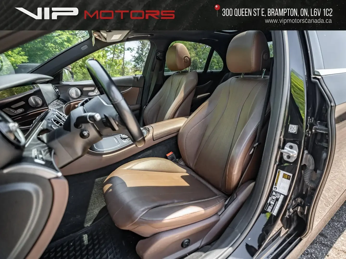 Mercedes-Benz E 300 | BURMESTER| PANO| AMBIENT| CARFAX| , снимка 12 - Автомобили и джипове - 55219248