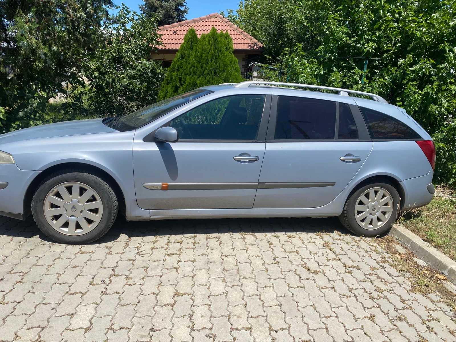 Renault Laguna, снимка 5 - Автомобили и джипове - 55392012