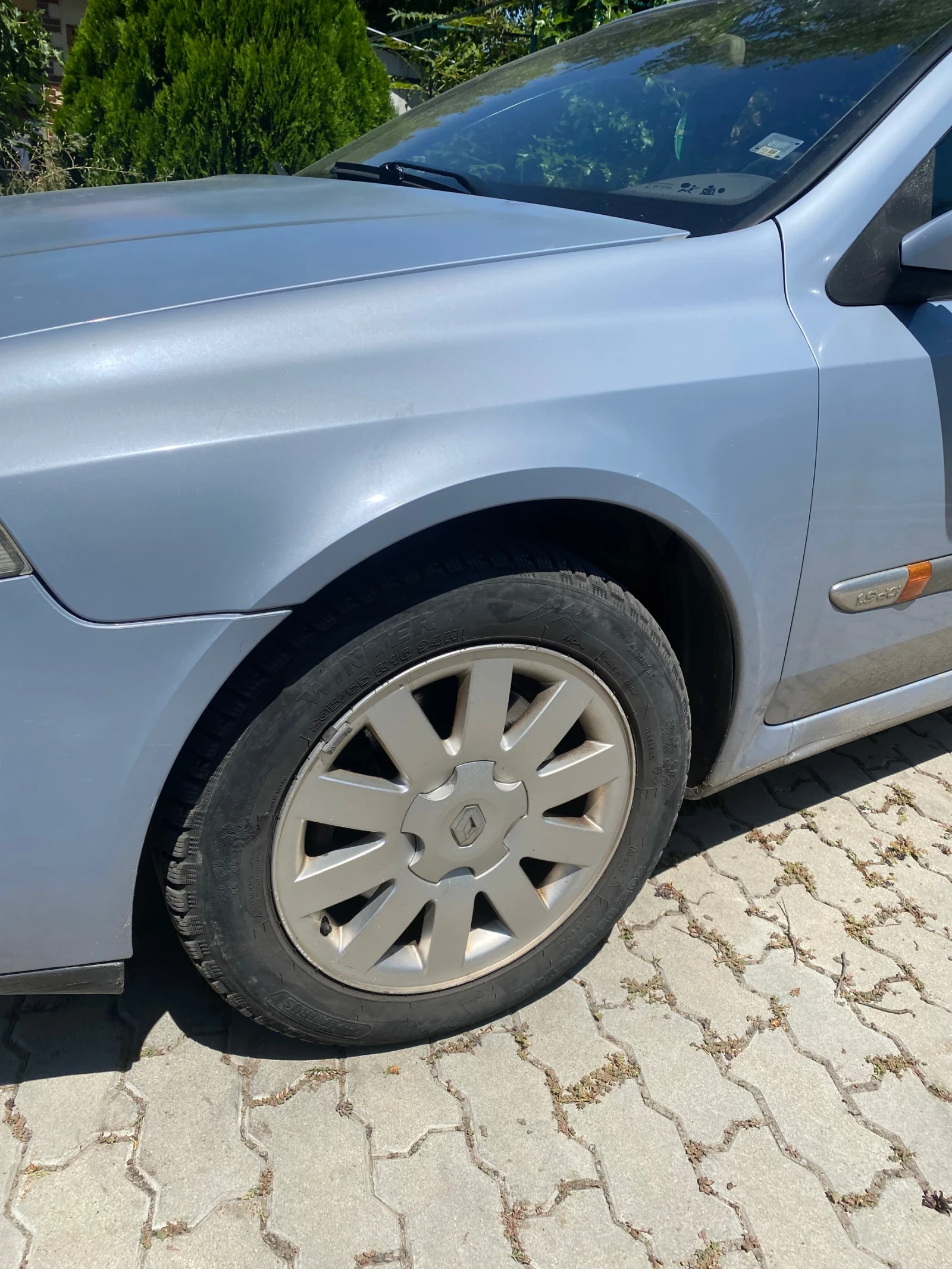 Renault Laguna, снимка 2 - Автомобили и джипове - 55392012