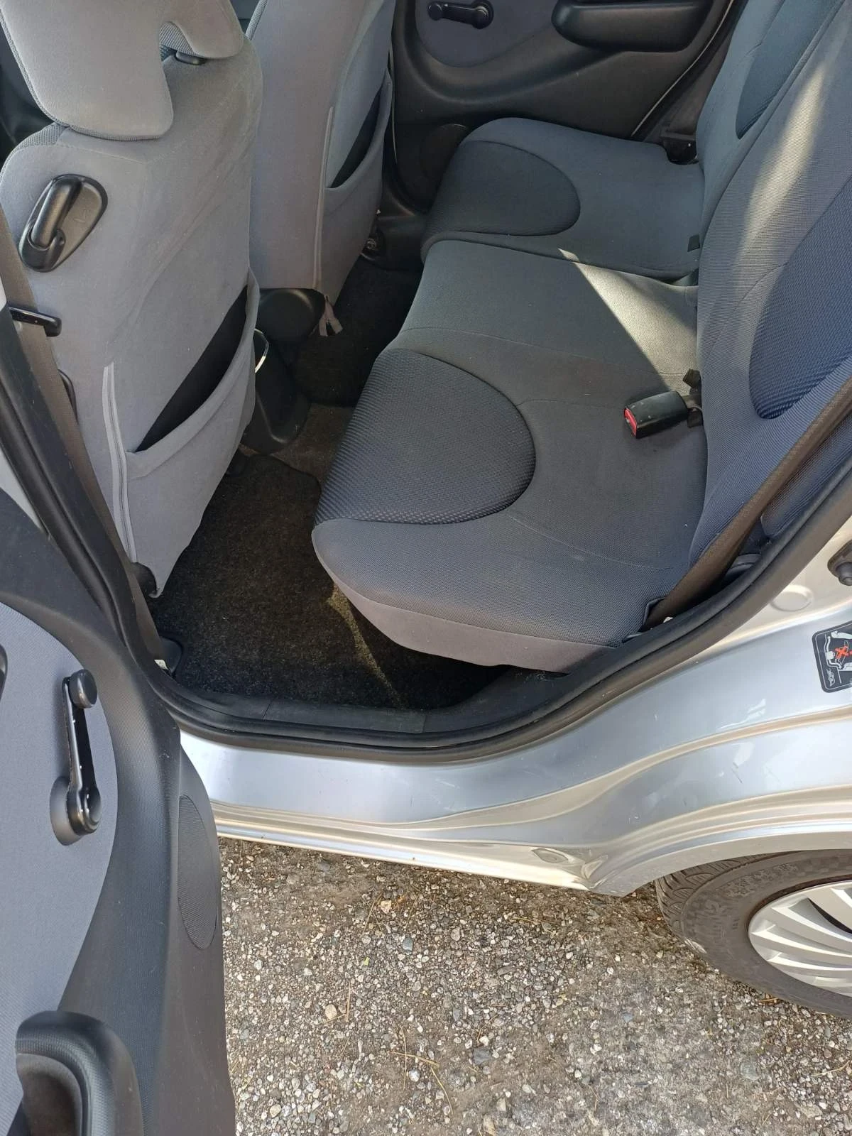 Honda Jazz 1.4 Автоматик, снимка 6 - Автомобили и джипове - 55395284
