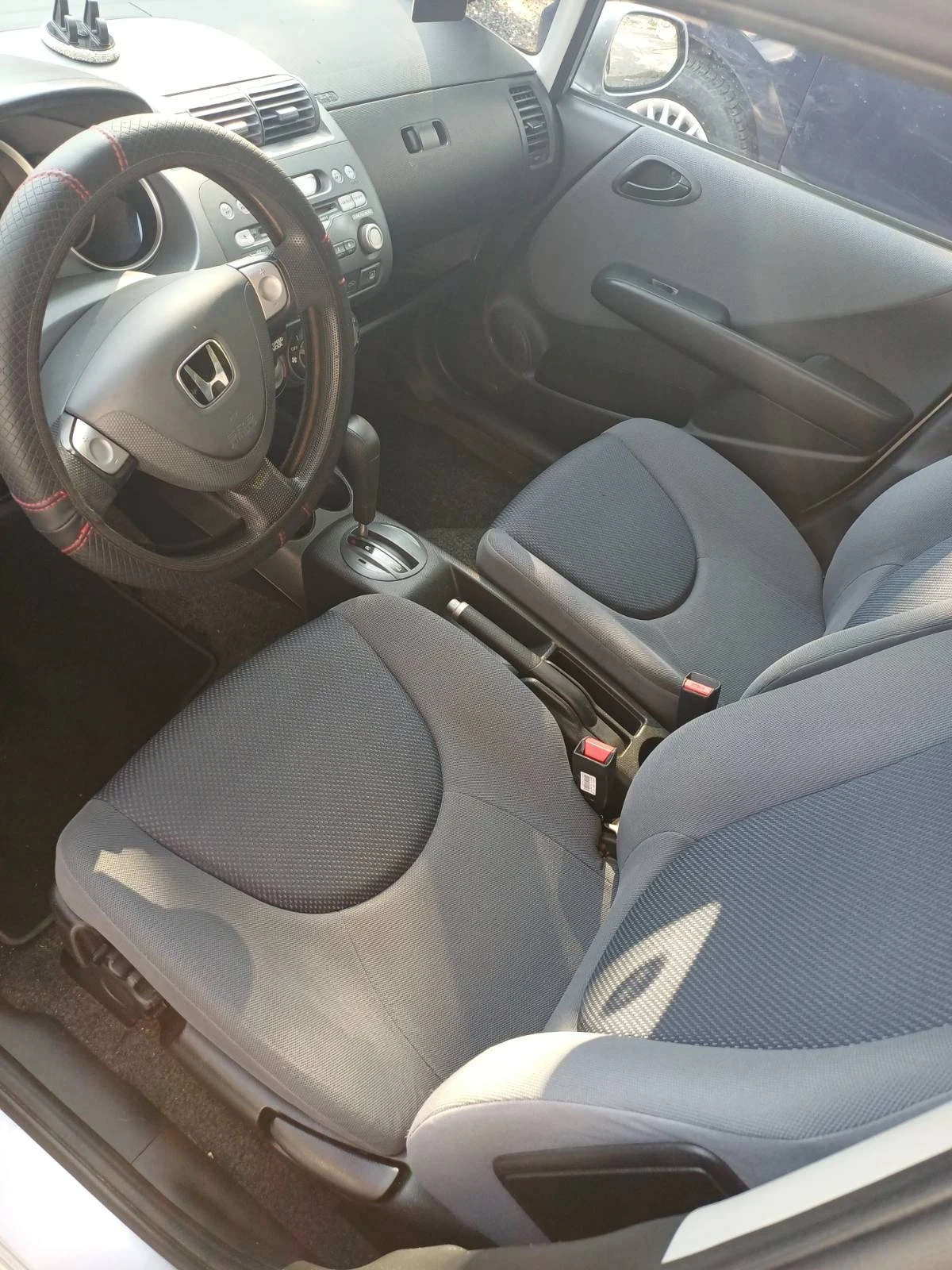 Honda Jazz 1.4 Автоматик, снимка 7 - Автомобили и джипове - 55395284
