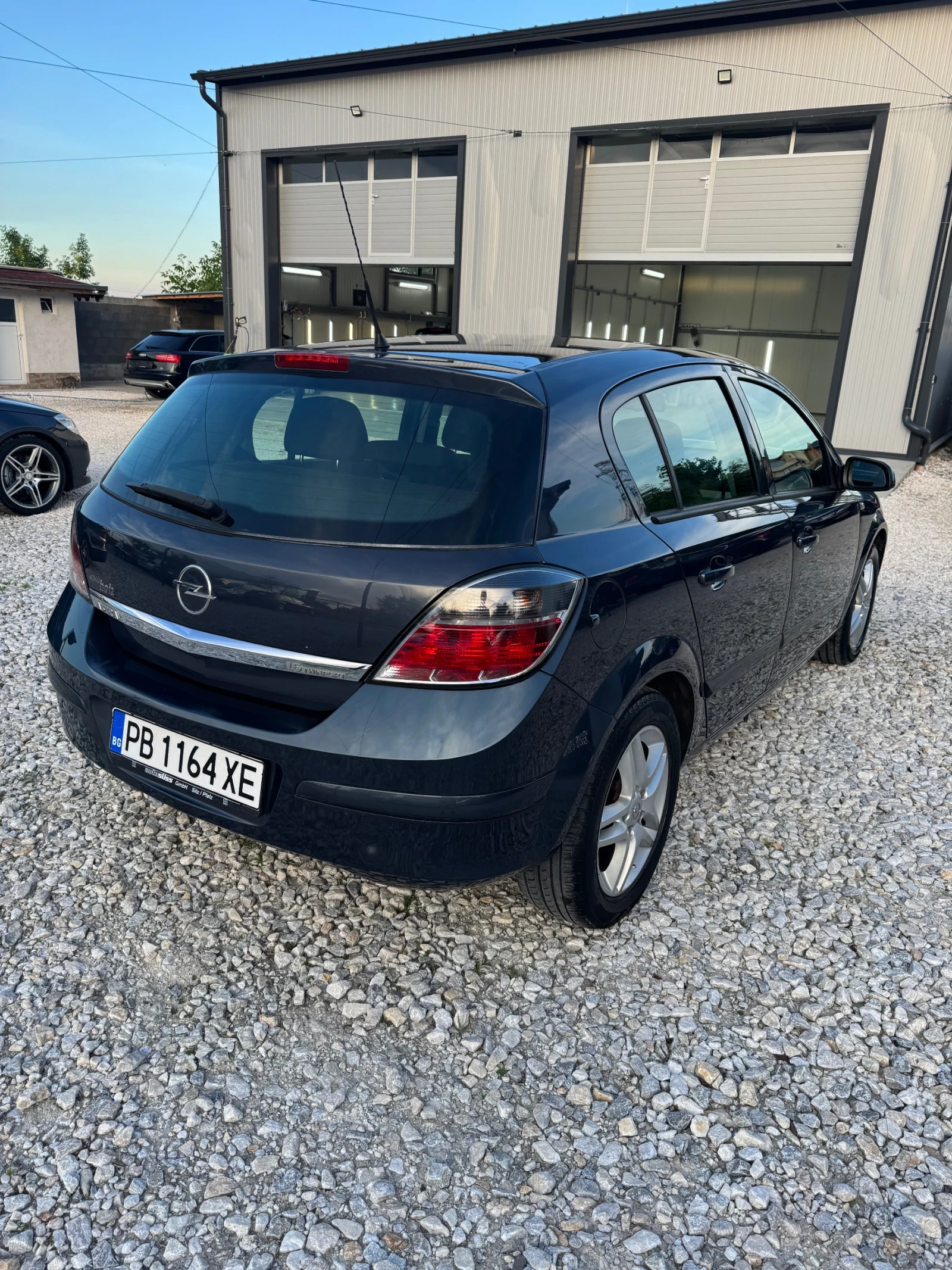 Opel Astra 1.6 16v 105ps, снимка 4 - Автомобили и джипове - 55940282