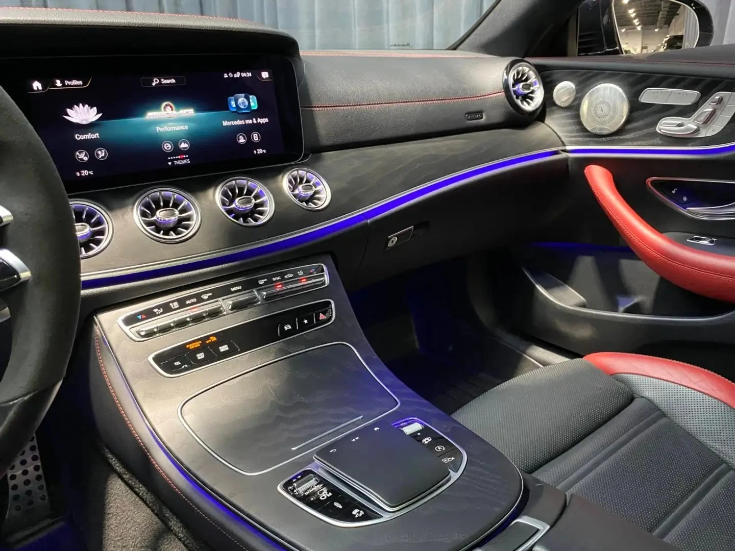 Mercedes-Benz E 53 AMG 4MATIC+ COUPE Цена до България & АвтоКредит, снимка 16 - Автомобили и джипове - 56145793
