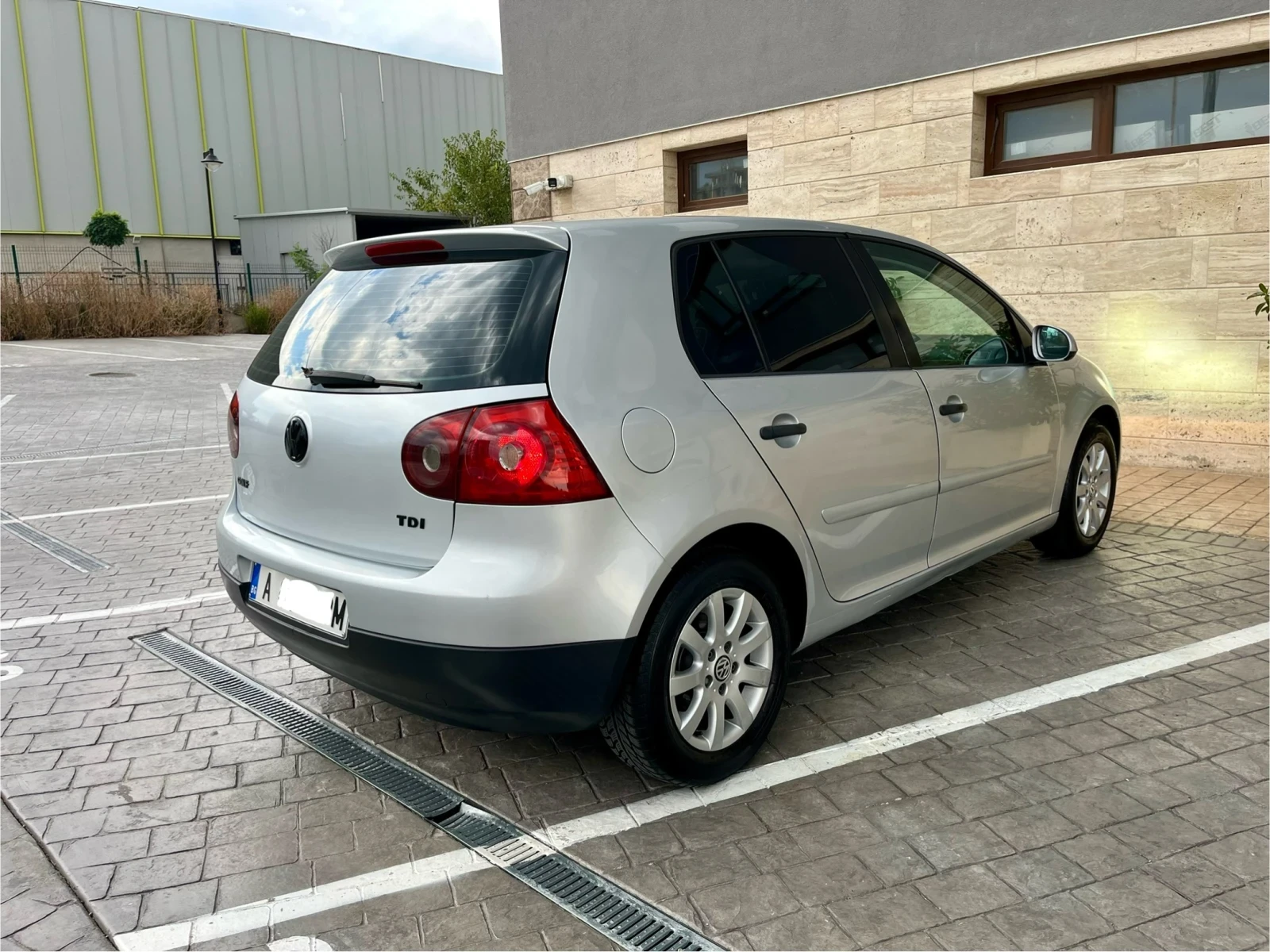 VW Golf 1.9TDI 105 BKC* NAVI* Круиз контрол, снимка 6 - Автомобили и джипове - 56164901