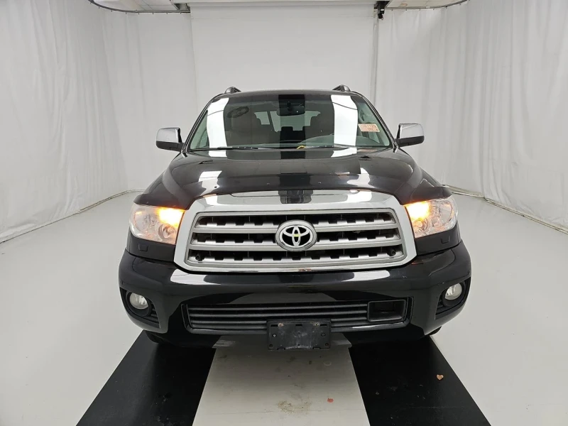 Toyota Sequoia PLATINUM 5.7 AWD НАЛИЧНА, снимка 7 - Автомобили и джипове - 48168273