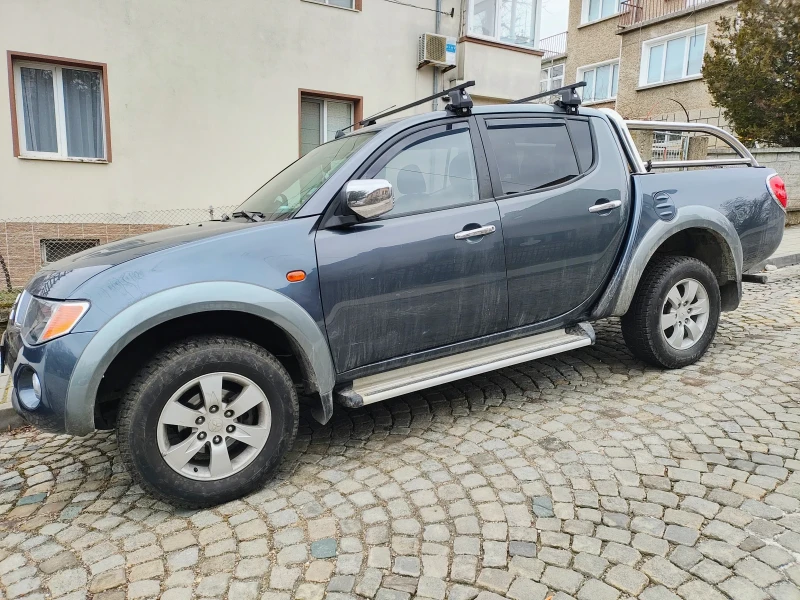 Mitsubishi L200, снимка 5 - Автомобили и джипове - 49132387