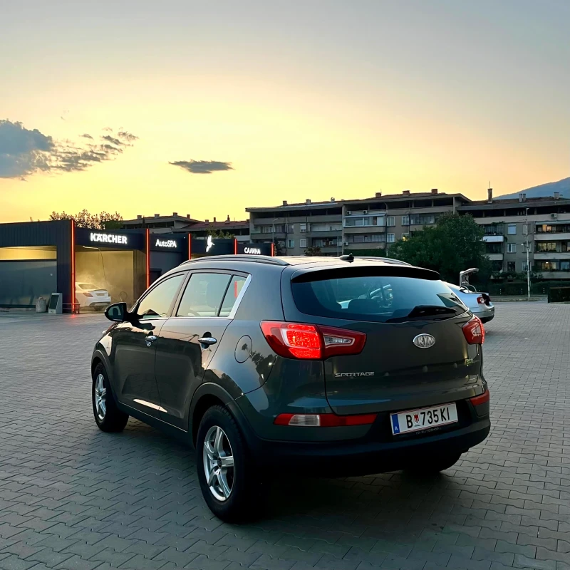 Kia Sportage 1.7 116 к.с * TOP* , снимка 5 - Автомобили и джипове - 51515706