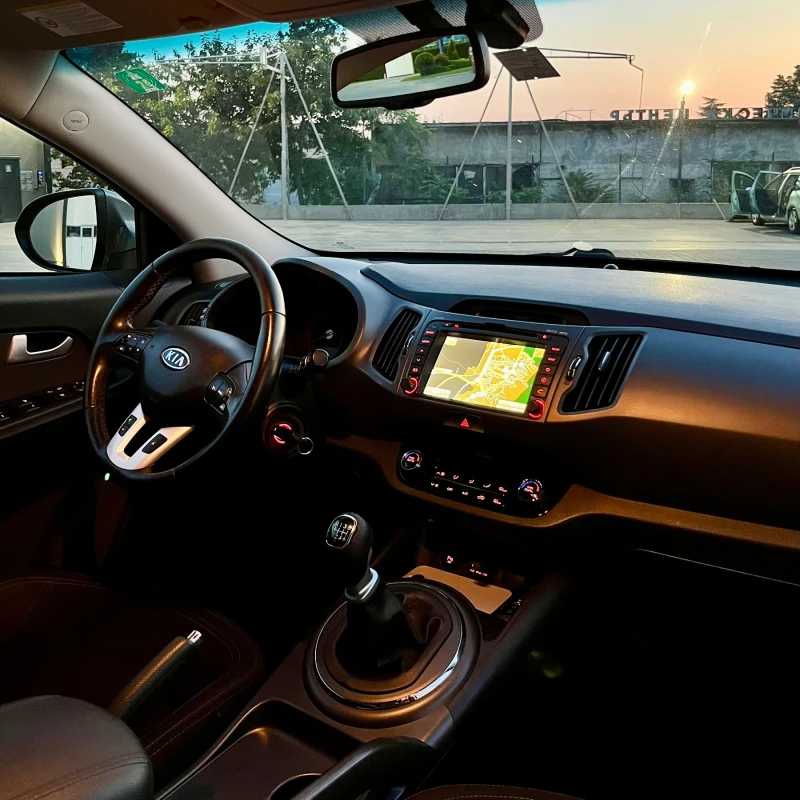 Kia Sportage 1.7 116 к.с * TOP* , снимка 7 - Автомобили и джипове - 51515706
