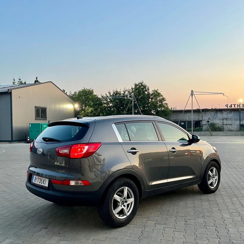 Kia Sportage 1.7 116 к.с * TOP* , снимка 4 - Автомобили и джипове - 51515706
