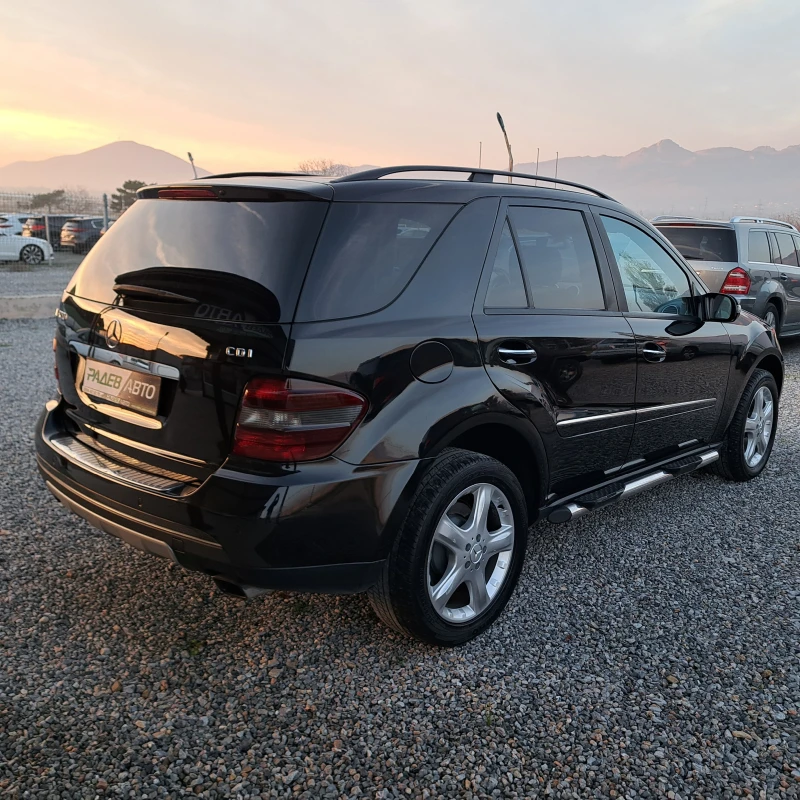 Mercedes-Benz ML 320 CDI* V6* 224Hp* XENON* ОТЛИЧЕН!* , снимка 7 - Автомобили и джипове - 52824054