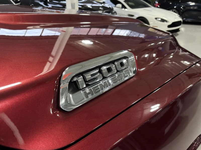 Dodge RAM 1500 Laramie| V8HEMI| 4WD| CREW| NAV| ALPINE| LEATHER| , снимка 5 - Автомобили и джипове - 53100939