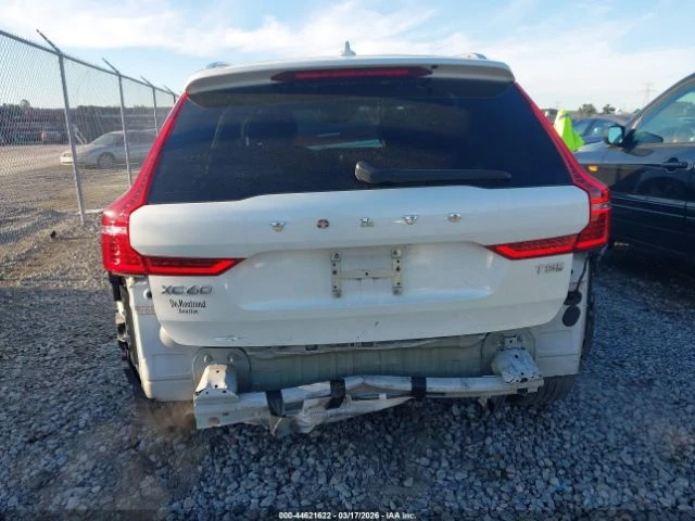 Volvo XC60 * T5* INSCRIPTION* КОЖА* ПОДГРЕВ* ПАНОРАМА* , снимка 6 - Автомобили и джипове - 54220069