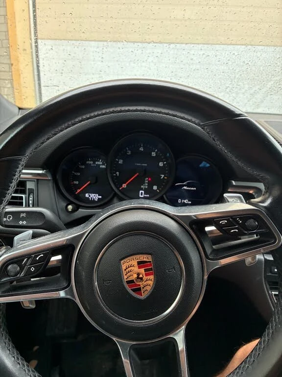 Porsche Macan 2.0, снимка 11 - Автомобили и джипове - 55655536