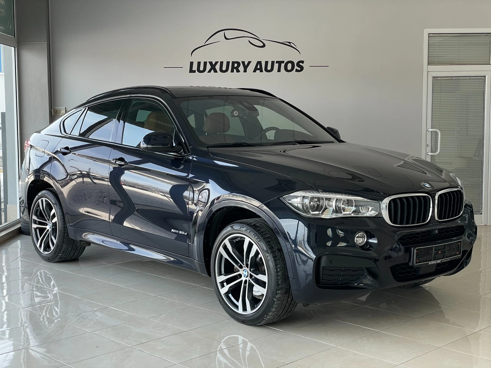 BMW X6 НАЛИЧЕН* xDrive30d* M Sport* Shadow* Carb* H/K* ГА - изображение 2