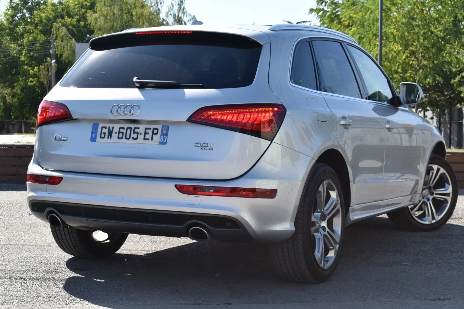 Audi Q5 3.0 TFSI Quattro ZF8 скорости Sline - изображение 9