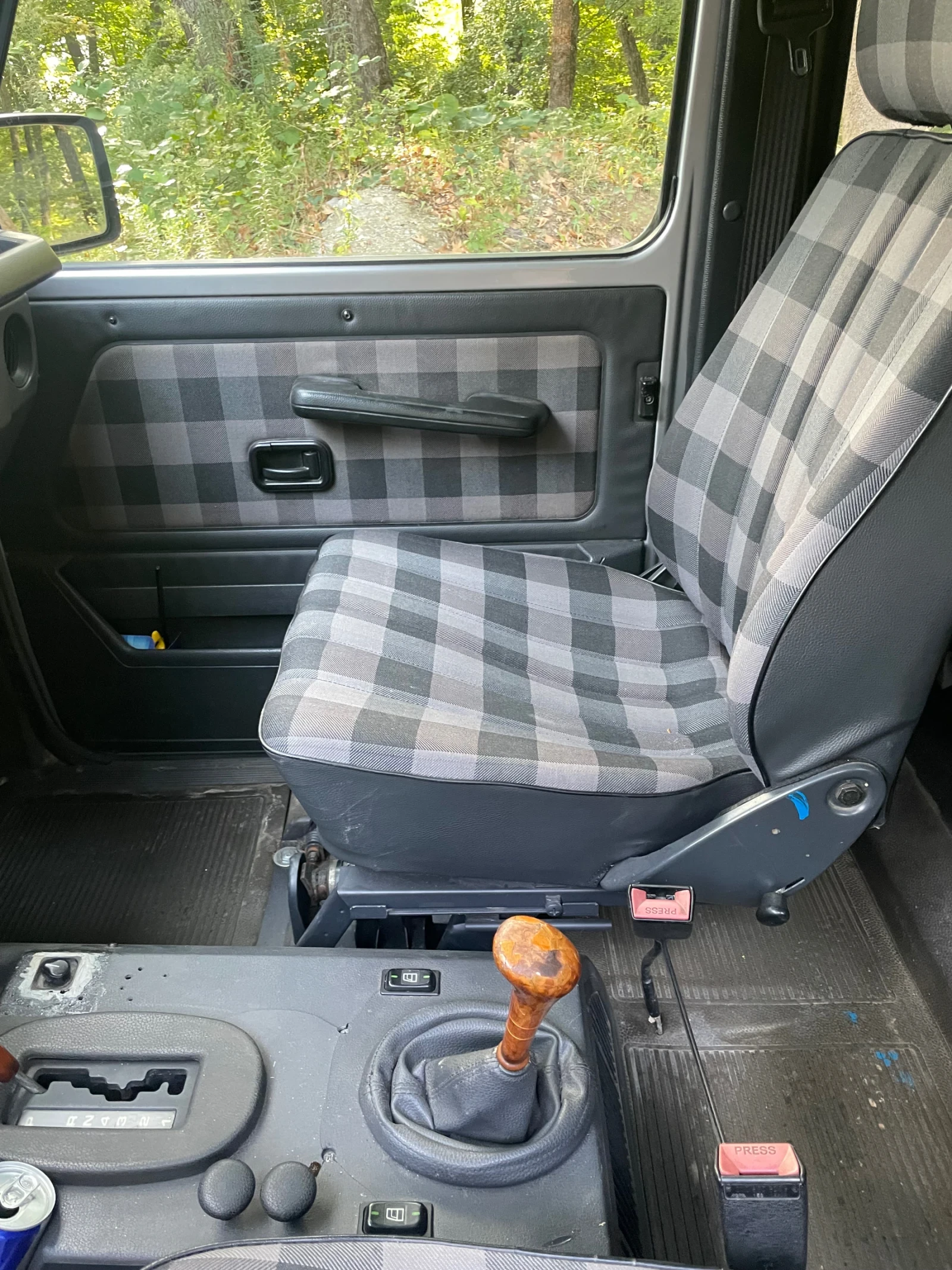 Mercedes-Benz G 230  - изображение 8