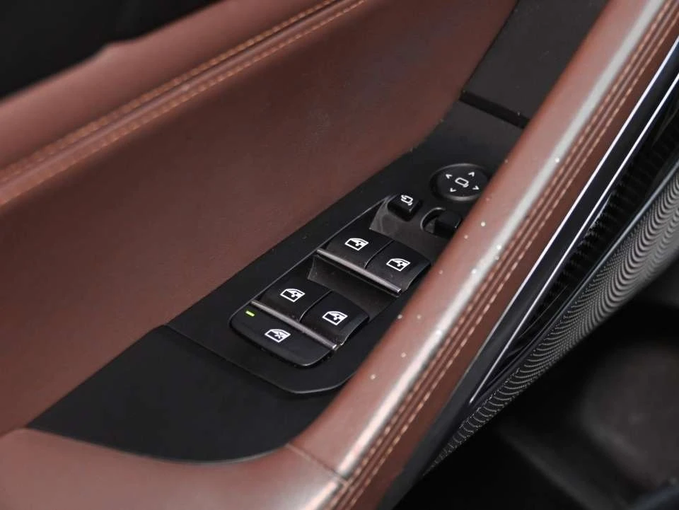 BMW X6 * M50i * CARFAX * ���� �� �� | Mobile.bg � ����������� 11