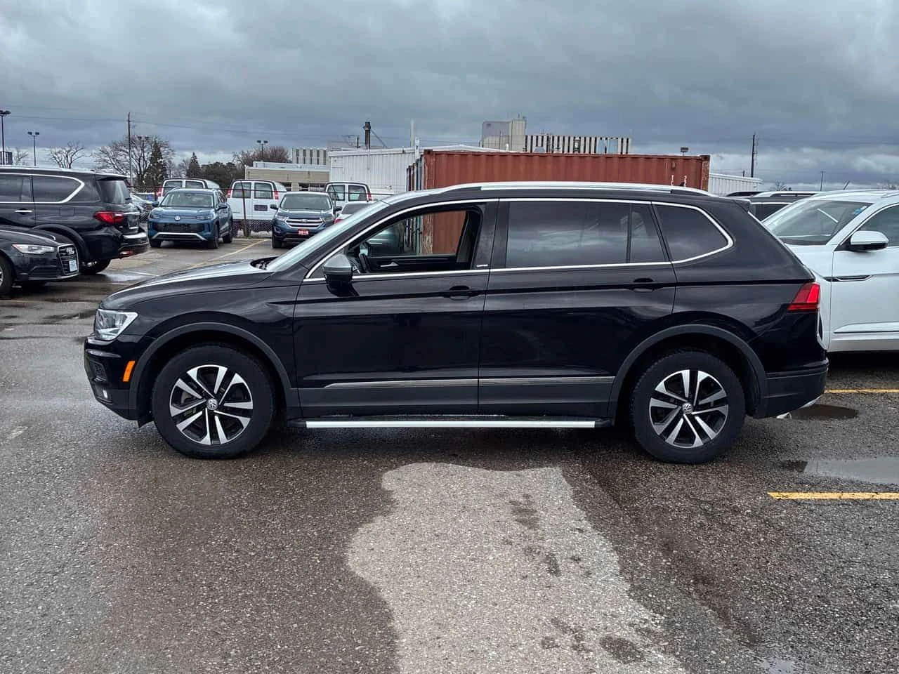 VW Tiguan 4MOTION/CARFAX/Подгрев//Панорама/Кожа/Нави, снимка 3 - Автомобили и джипове - 53831590