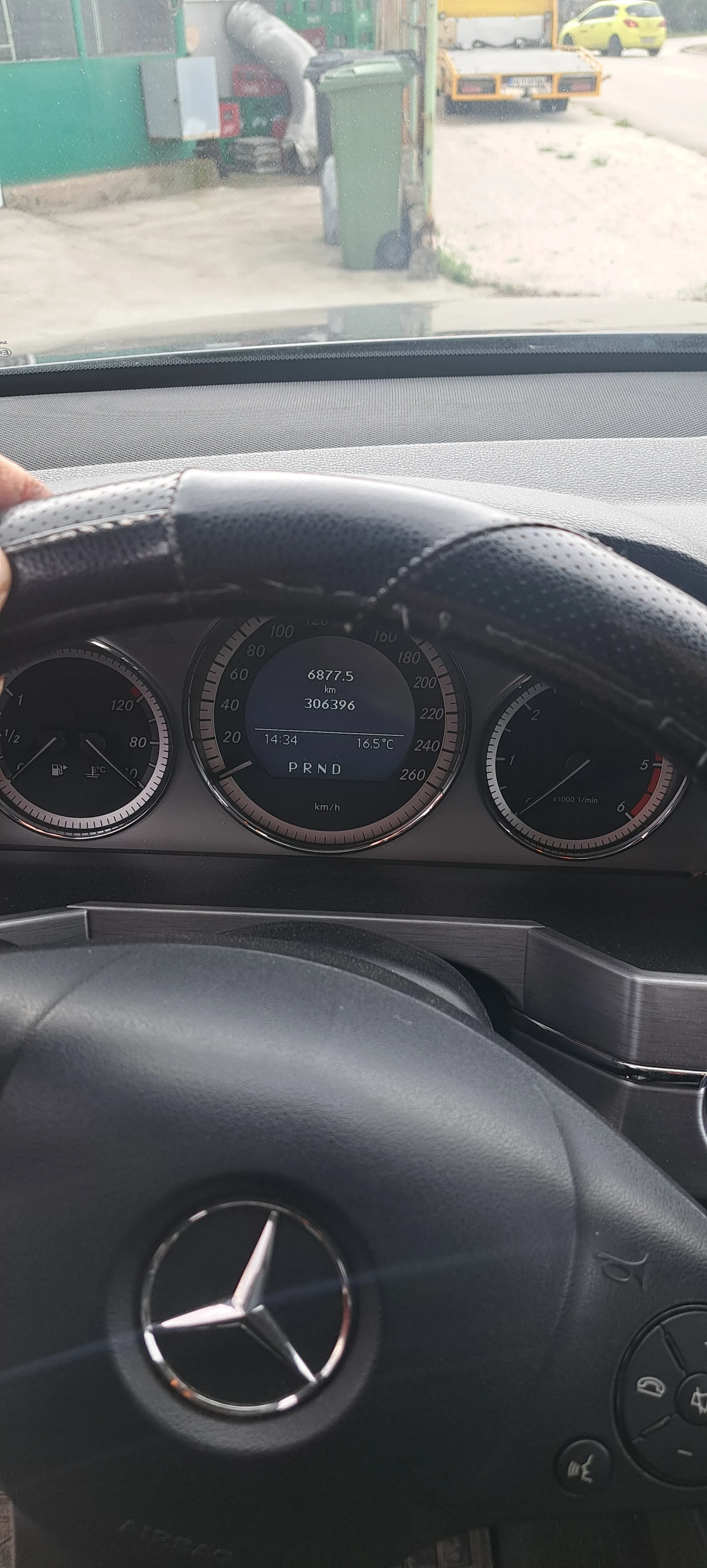 Mercedes-Benz GLK, снимка 12 - Автомобили и джипове - 54079929