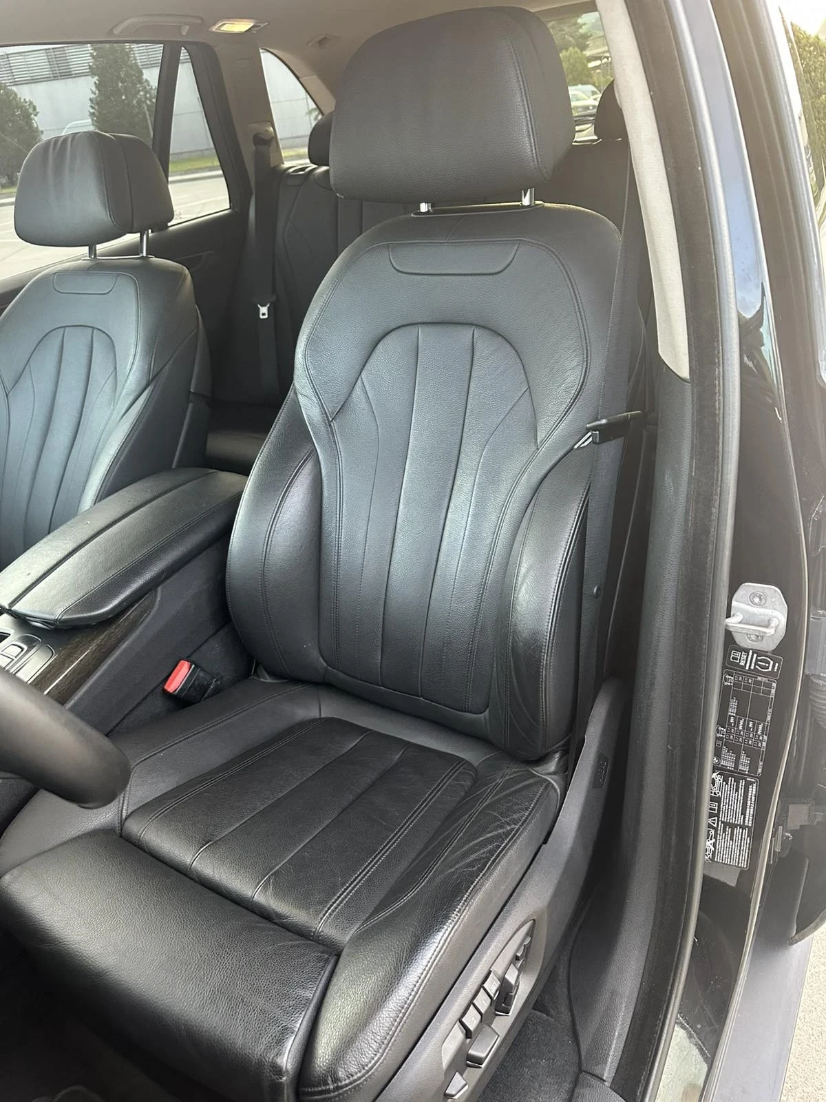 BMW X5 SPORT! DIGITAL! VAKUM! LED! LIZING!!! , снимка 13 - Автомобили и джипове - 54459131