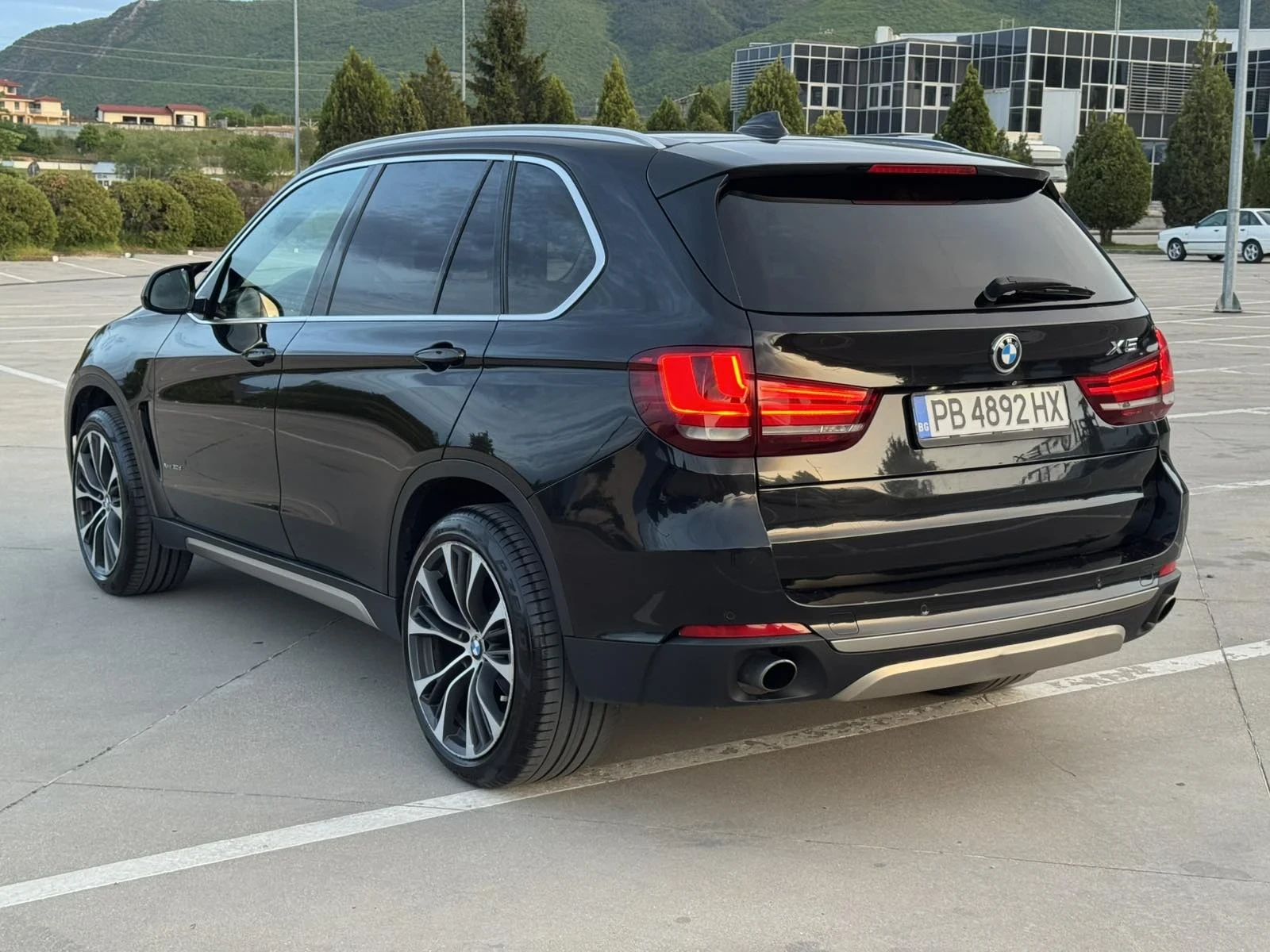BMW X5 SPORT! DIGITAL! VAKUM! LED! LIZING!!! , снимка 5 - Автомобили и джипове - 54459131