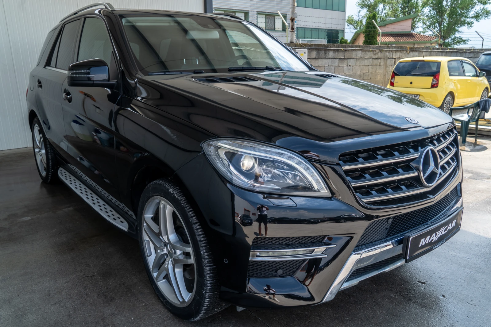 Mercedes-Benz ML 350 D = 2014 = AIRMATIC = PANO = ГАРАНЦИЯ = ЛИЗИНГ, снимка 3 - Автомобили и джипове - 55138095